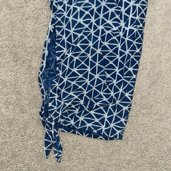 Rip Curl Romper - Picture 3 of 4